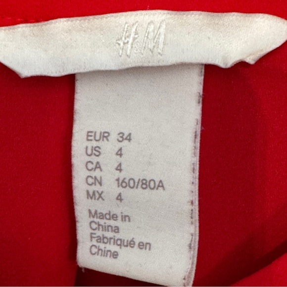 H&M Red Lace Sleeve Blouse w/ Pearl Buttons 🔥 - Picture 4 of 7